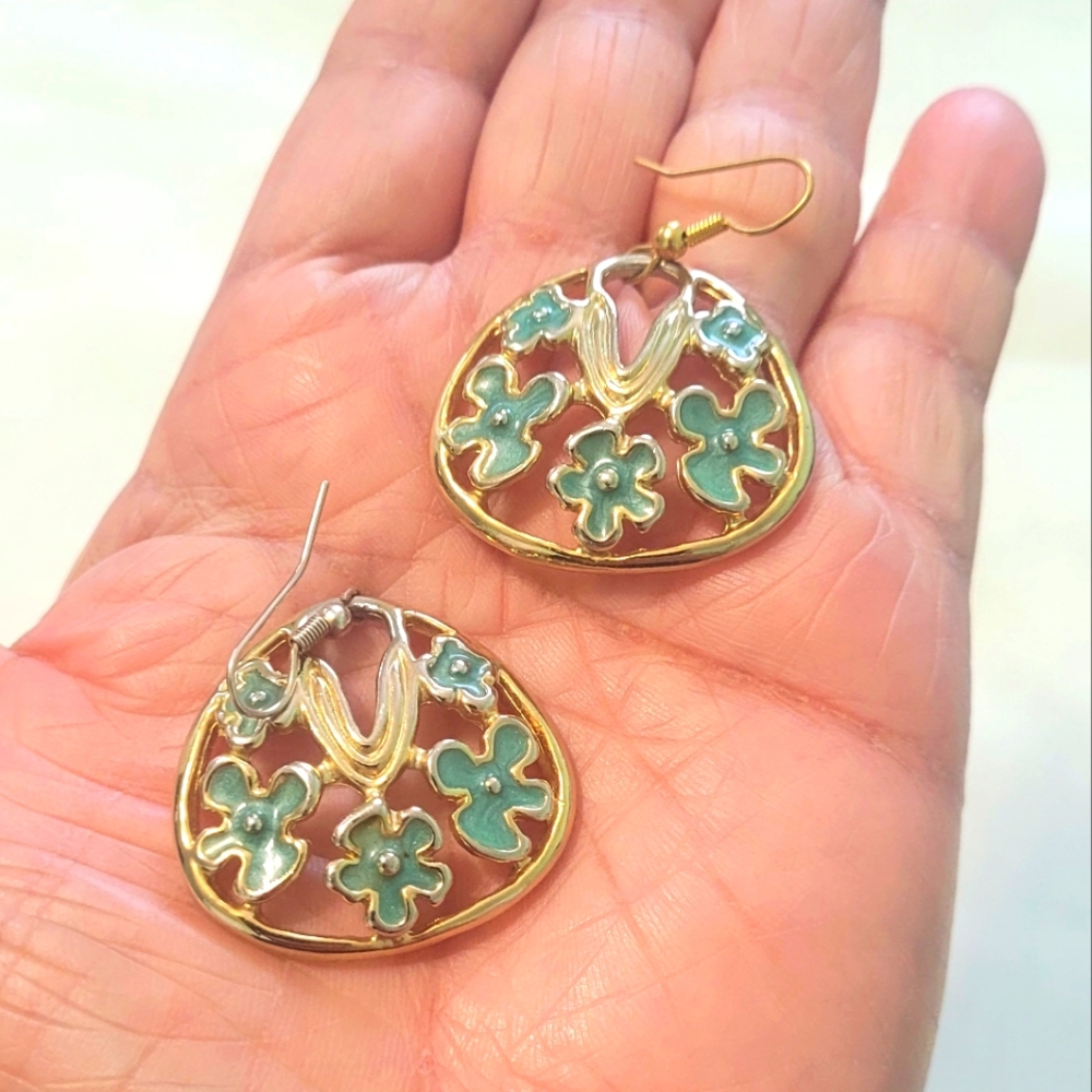 Lovely Vintage Floral Earrings Marked with Butterfly Logo